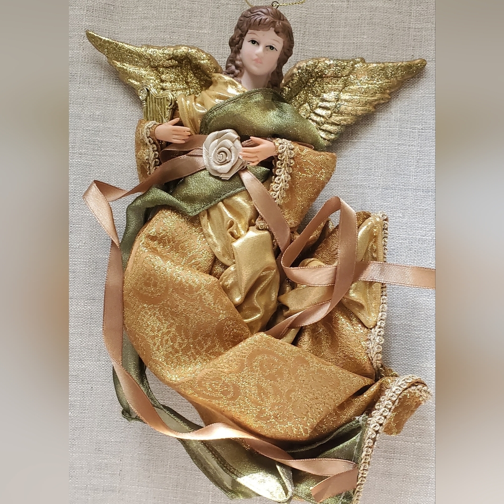 Brand New Resin Christmas Angel